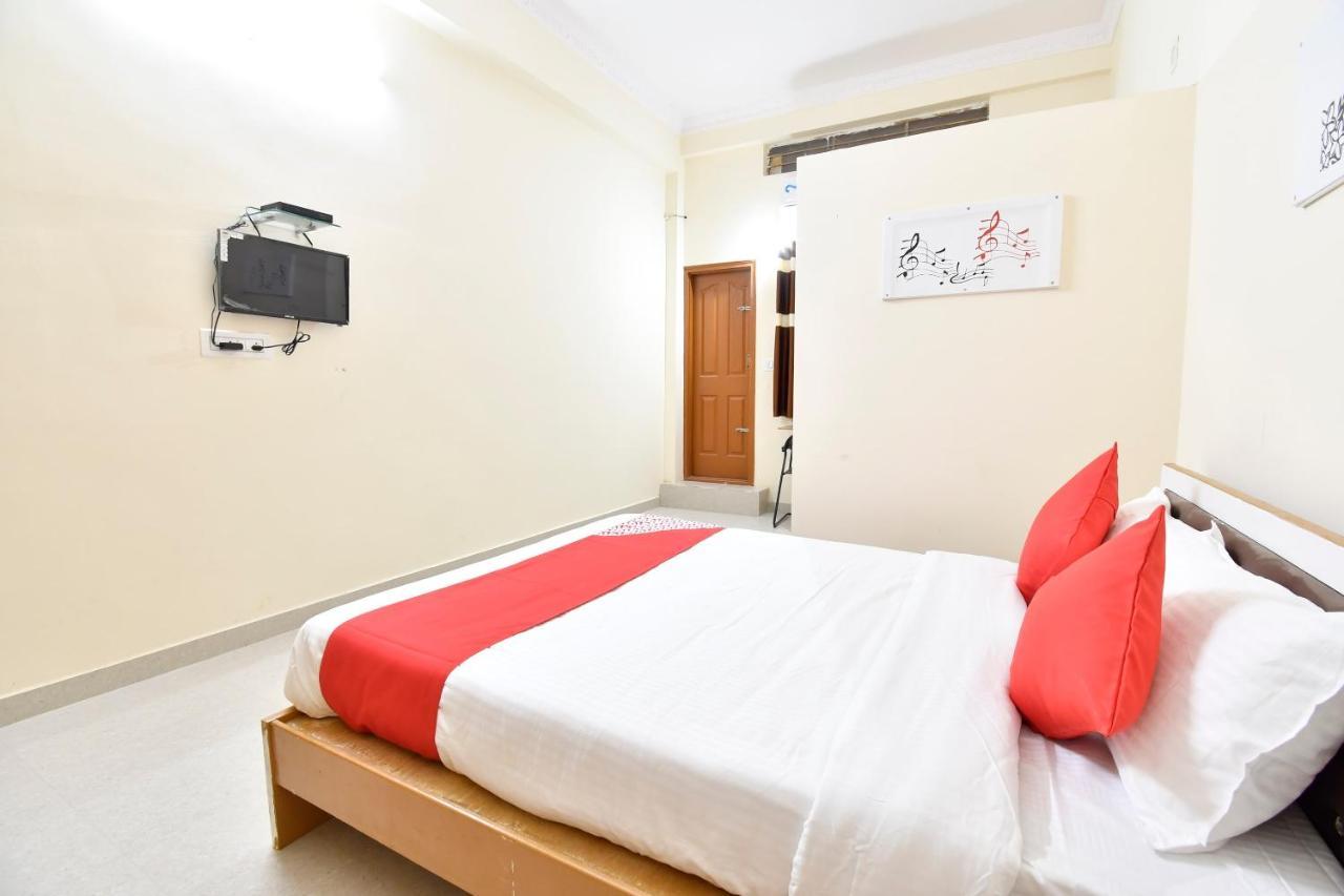 Oyo 44065 Sri Krishna Nilaya Hotel Bengaluru Kültér fotó