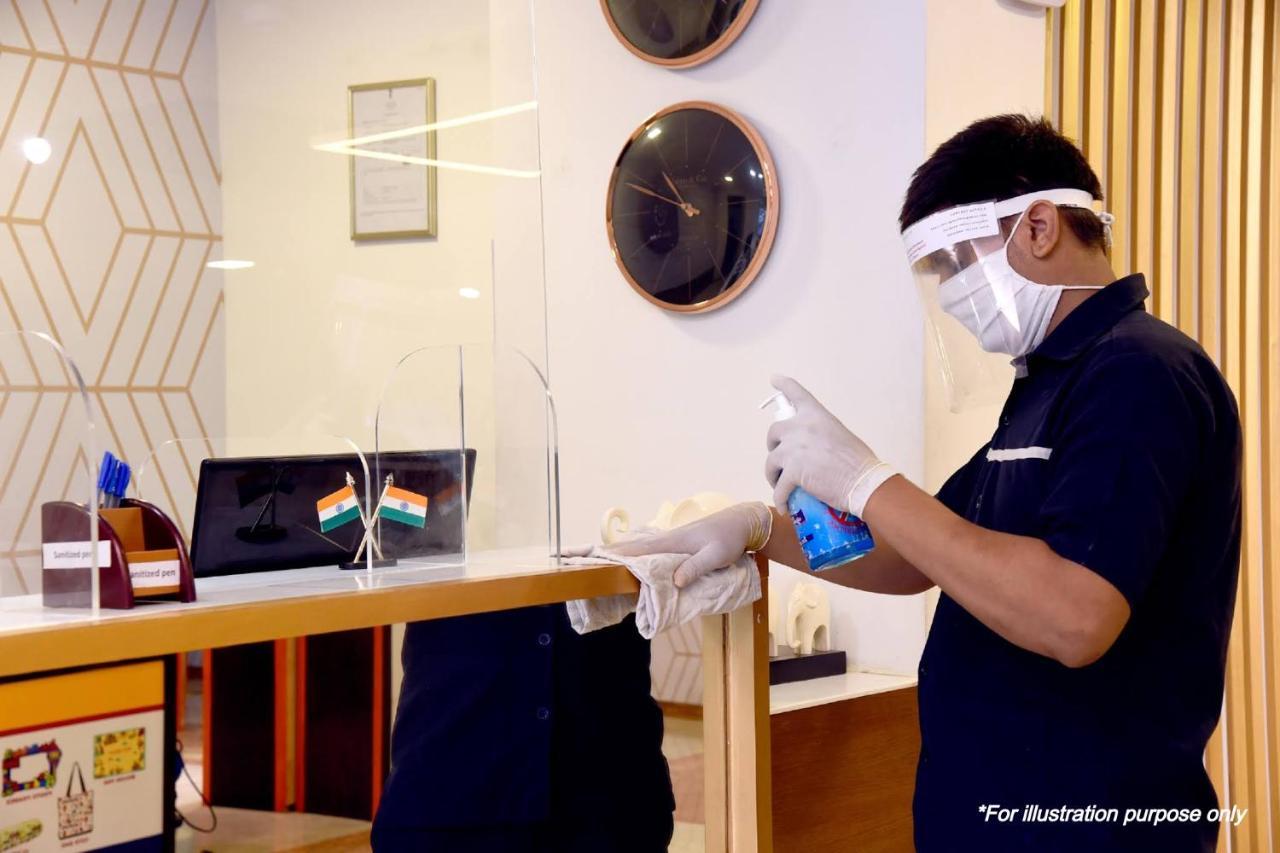 Oyo 44065 Sri Krishna Nilaya Hotel Bengaluru Kültér fotó